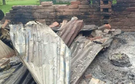 ভোলাহাটে পূর্ব শত্রুতার জেরে রক্তক্ষয়ী সংঘর্ষ, নিহত ১