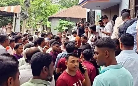লক্ষীপুরে ঢাকা শিক্ষার্থীসহ চারজনকে কুপিয়ে হত্যা, গণপিটুনিতে মারা গেল হত্যাকারী