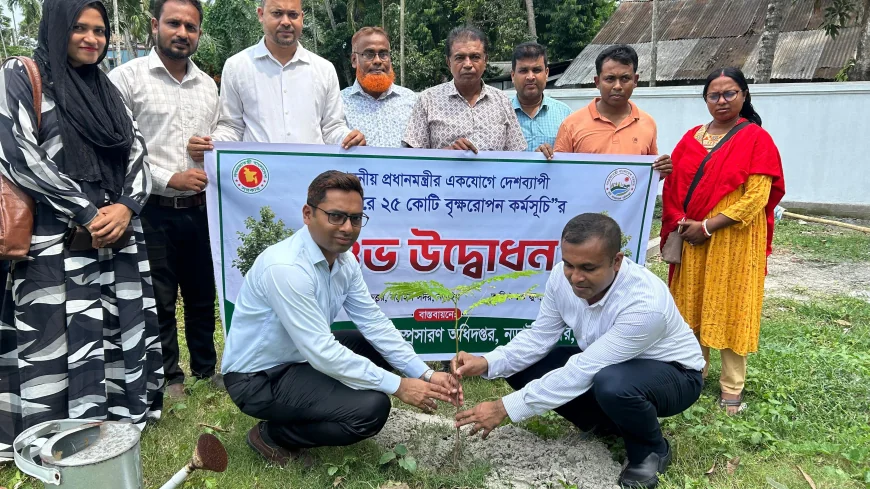 নড়াইলে কৃষি সম্প্রসারণ অধিদপ্তরের উদ্যোগে ফলদ ও বনজ বৃক্ষরোপণ কর্মসূচি পালিত
