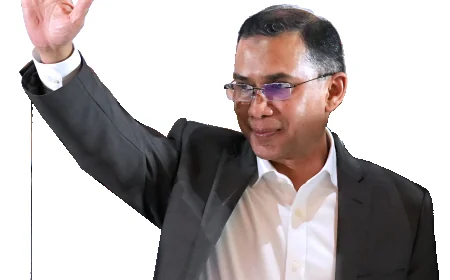 জুলাই গণঅভ্যুত্থানে  শহীদদের স্মরণসভায় প্রধানমন্ত্রী