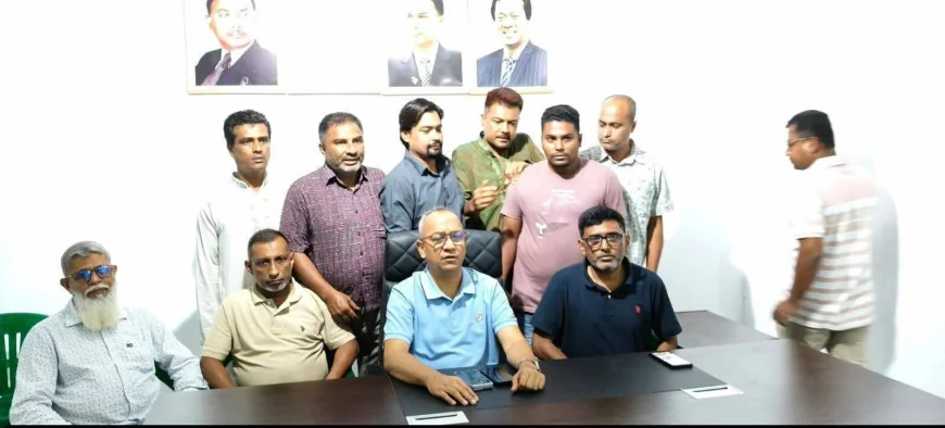 যুবদলের কেন্দ্রীয় সভাপতির সঙ্গে  নড়াইল জেলা যুবদল নেতাদের সৌজন্য সাক্ষাৎ