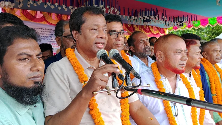 জেলা বিএনপির সভাপতি ও  নড়াইল-১ আসনের এমপিসহ ৬ নেতাকে লোহাগড়ায় গণ সংবর্ধনা