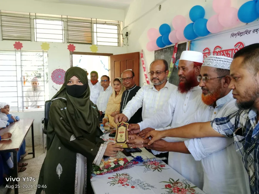 নড়াইলে কৃতি শিক্ষার্থী সংবর্ধনা অনুষ্ঠিত
