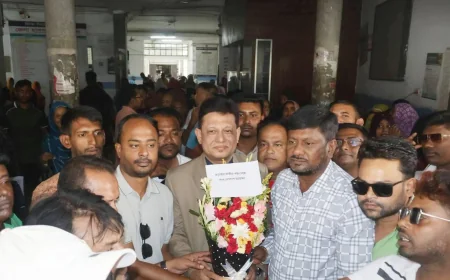 নড়াইল জেলা হাসপাতালের নতুন তত্ত্বাবধায়ক মুশিউর রহমান বাবুর যোগদান