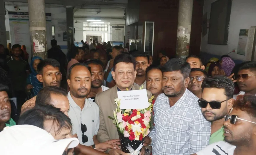 নড়াইল জেলা হাসপাতালের নতুন তত্ত্বাবধায়ক মুশিউর রহমান বাবুর যোগদান