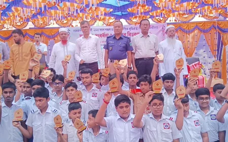 নড়াইলে কৃতি শিক্ষার্থীদের সংবর্ধনা
